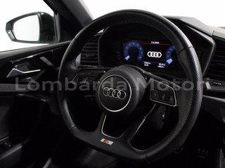 AUDI A1 sportback 25 1.0 tfsi identity black s-tronic