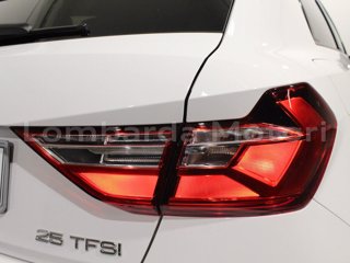 AUDI A1 sportback 25 1.0 tfsi admired advanced my20