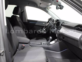 AUDI Q3 35 2.0 tdi business advanced s-tronic