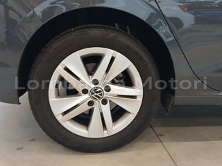 VOLKSWAGEN Golf 1.0 tsi evo life 110cv