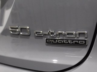 AUDI Q4 e-tron 50 business advanced quattro