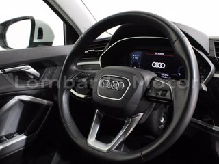 AUDI Q3 45 1.4 tfsi e business s-tronic