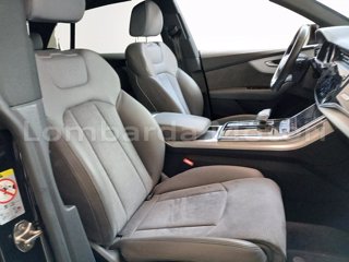 AUDI Q8 50 3.0 tdi mhev sport quattro tiptronic