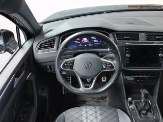 VOLKSWAGEN Tiguan 2.0 tdi r-line 150cv dsg