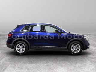 AUDI Q3 35 1.5 tfsi mhev business s-tronic