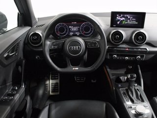 AUDI Q2 40 2.0 tfsi identity black quattro s-tronic